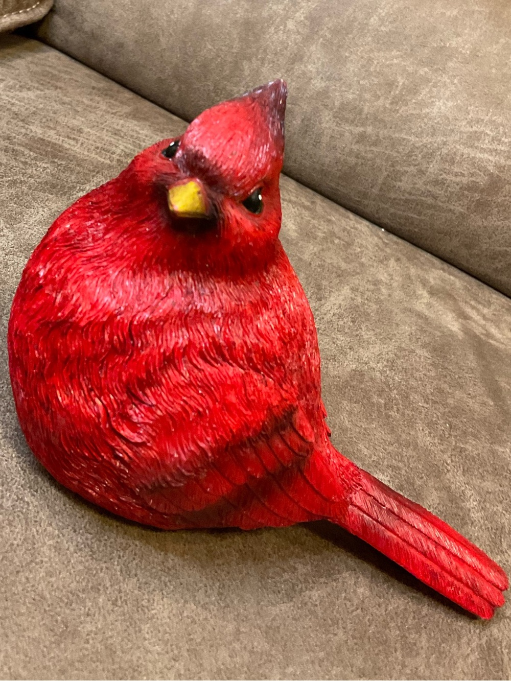Red Cardinal Tabletop Figurine - Picture 2 of 8